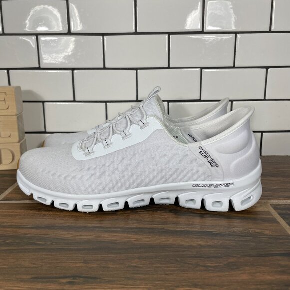 Skechers Shoes - Skechers Slip-Ins Glide Step Tranquility Shoes Womens Size 8.5 White Sneakers